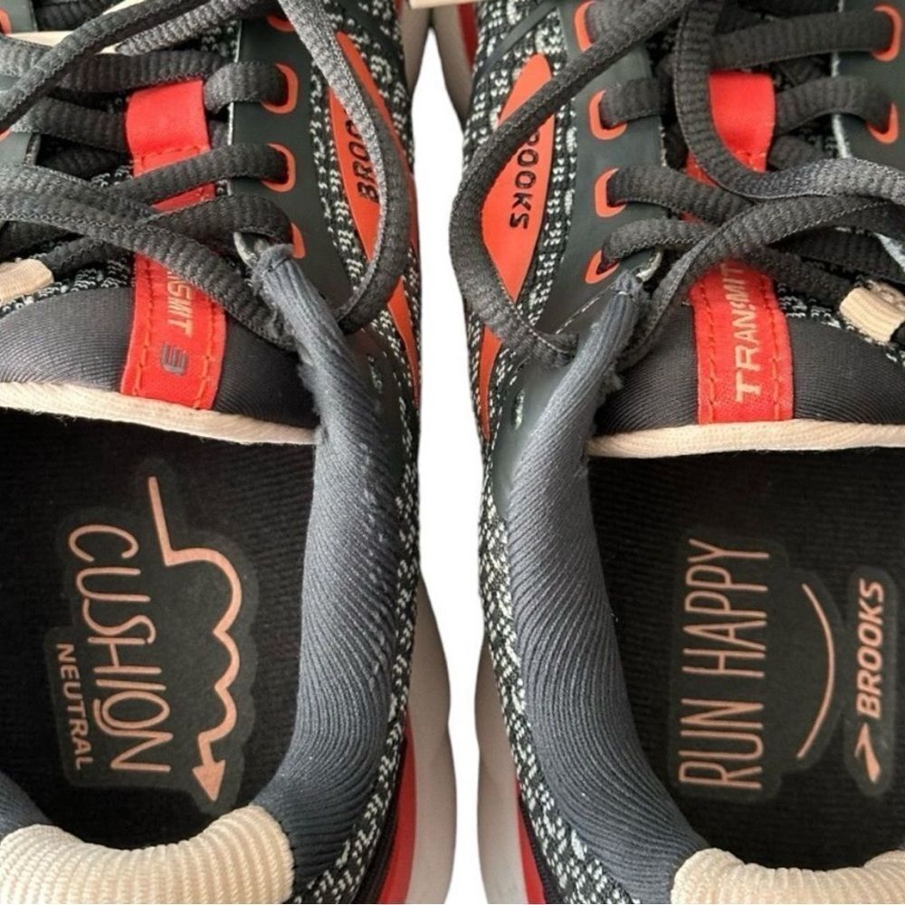 Brooks Transmit 3 Women's Running Shoes Size 7 B Medium Gray Ebony Coral - Picture 8 of 10